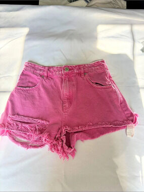 Rollas Dusters High Rise Slim Distressed Jean Shorts in Pink Size 26/4 US runs s